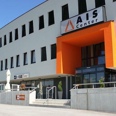 Hotel Ais Center Wolfsberg Exterior foto
